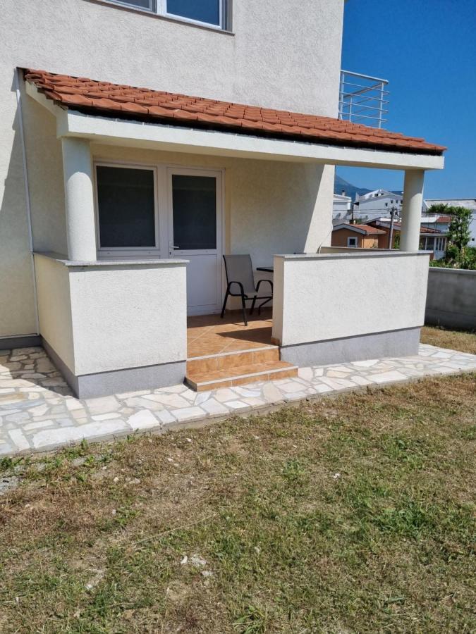 Apartmani Ani Бар Екстер'єр фото