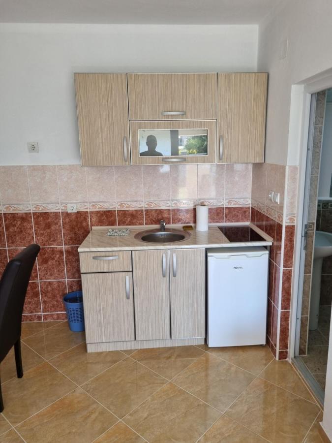 Apartmani Ani Бар Екстер'єр фото