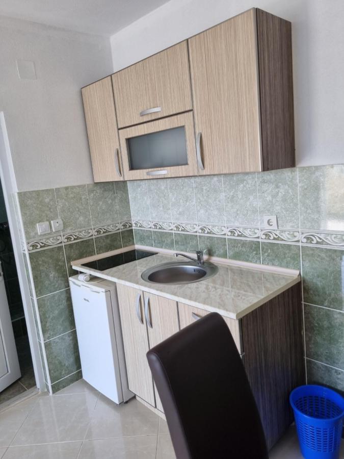 Apartmani Ani Бар Екстер'єр фото