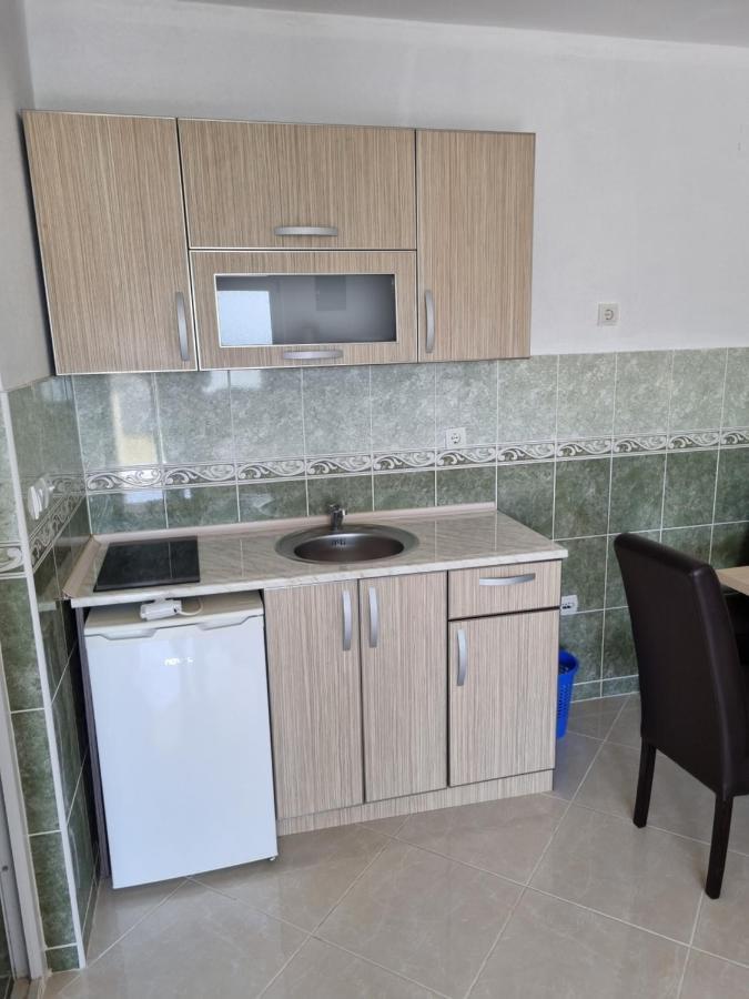 Apartmani Ani Бар Екстер'єр фото