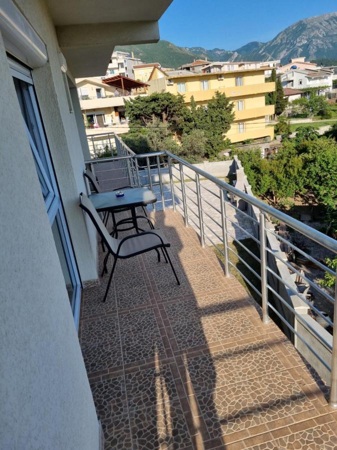 Apartmani Ani Бар Екстер'єр фото