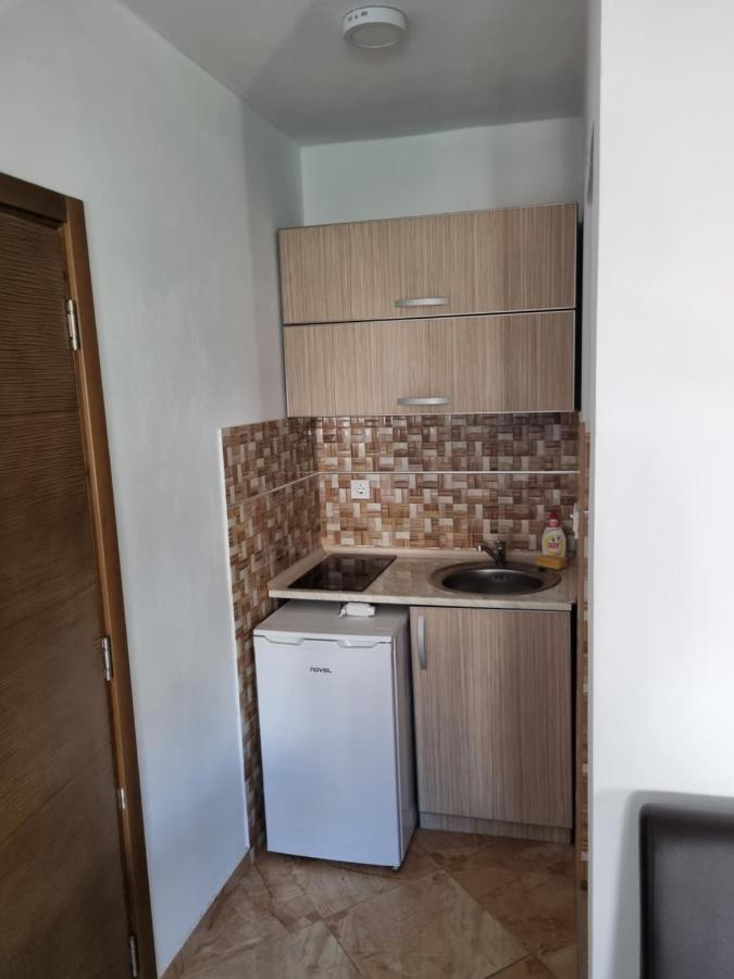 Apartmani Ani Бар Екстер'єр фото