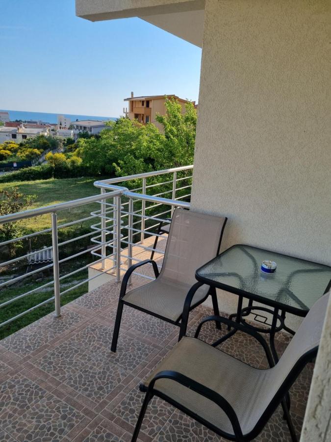 Apartmani Ani Бар Екстер'єр фото