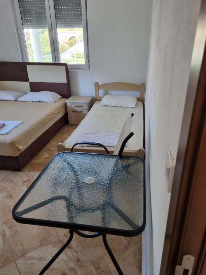 Apartmani Ani Бар Екстер'єр фото