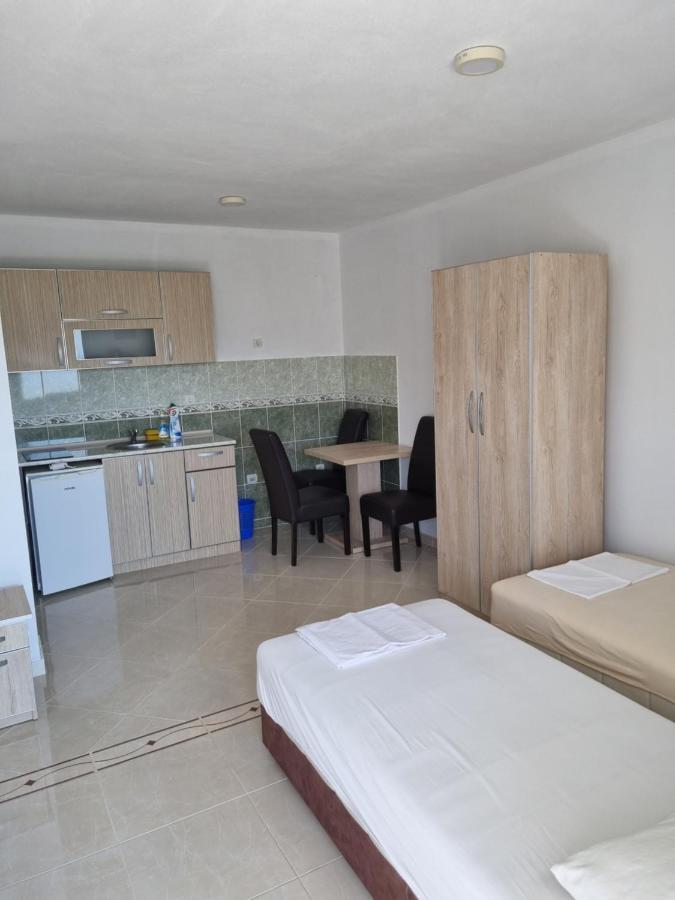 Apartmani Ani Бар Екстер'єр фото