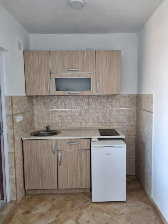 Apartmani Ani Бар Екстер'єр фото